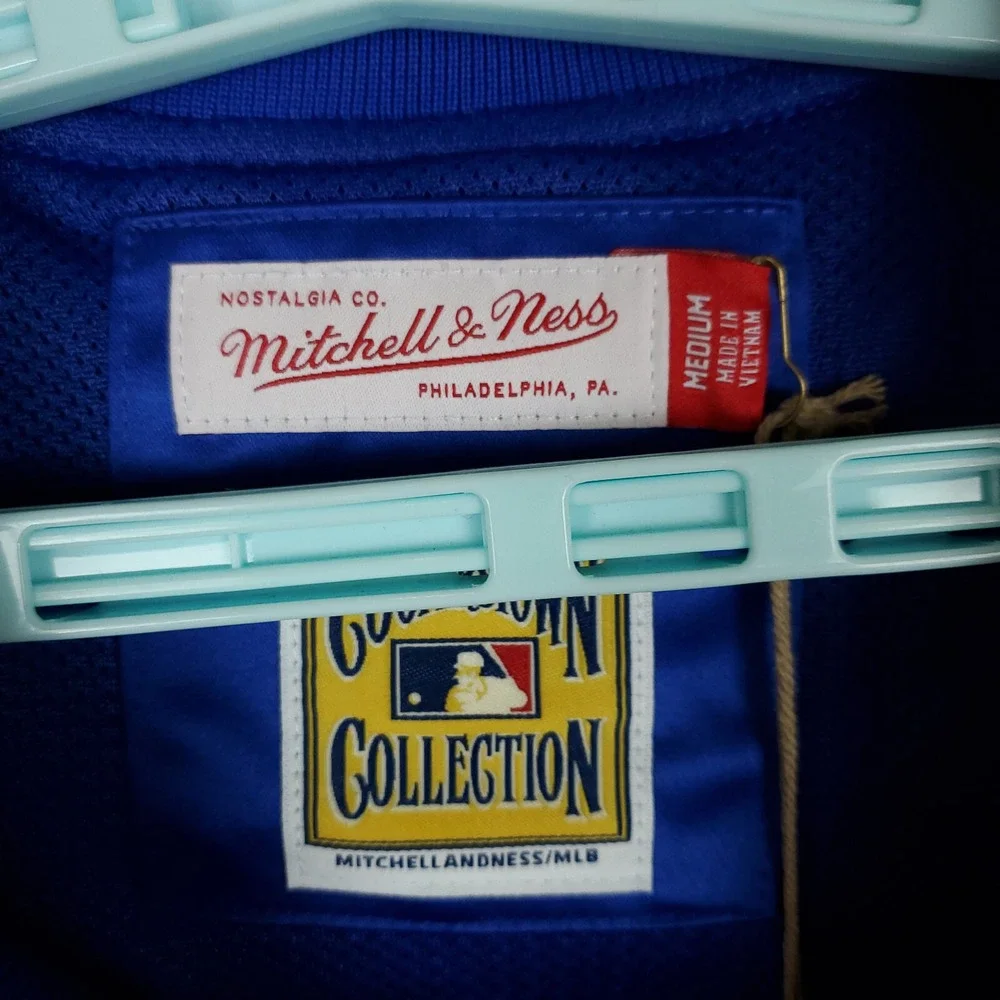 Atlanta Braves Mitchell & Ness MLB M Medium‎ Pullover Satin Jacket Blue Red NWT